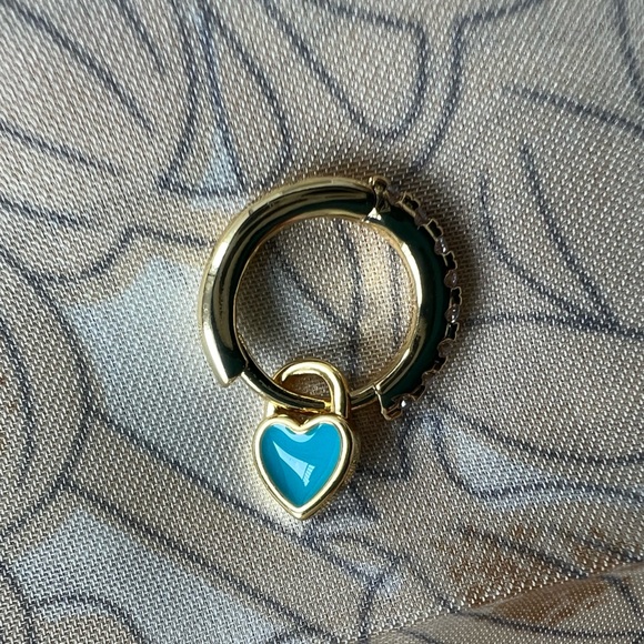 New 18k Gold Plated Diamond Hoop Earrings Teal Heart - Picture 4 of 8